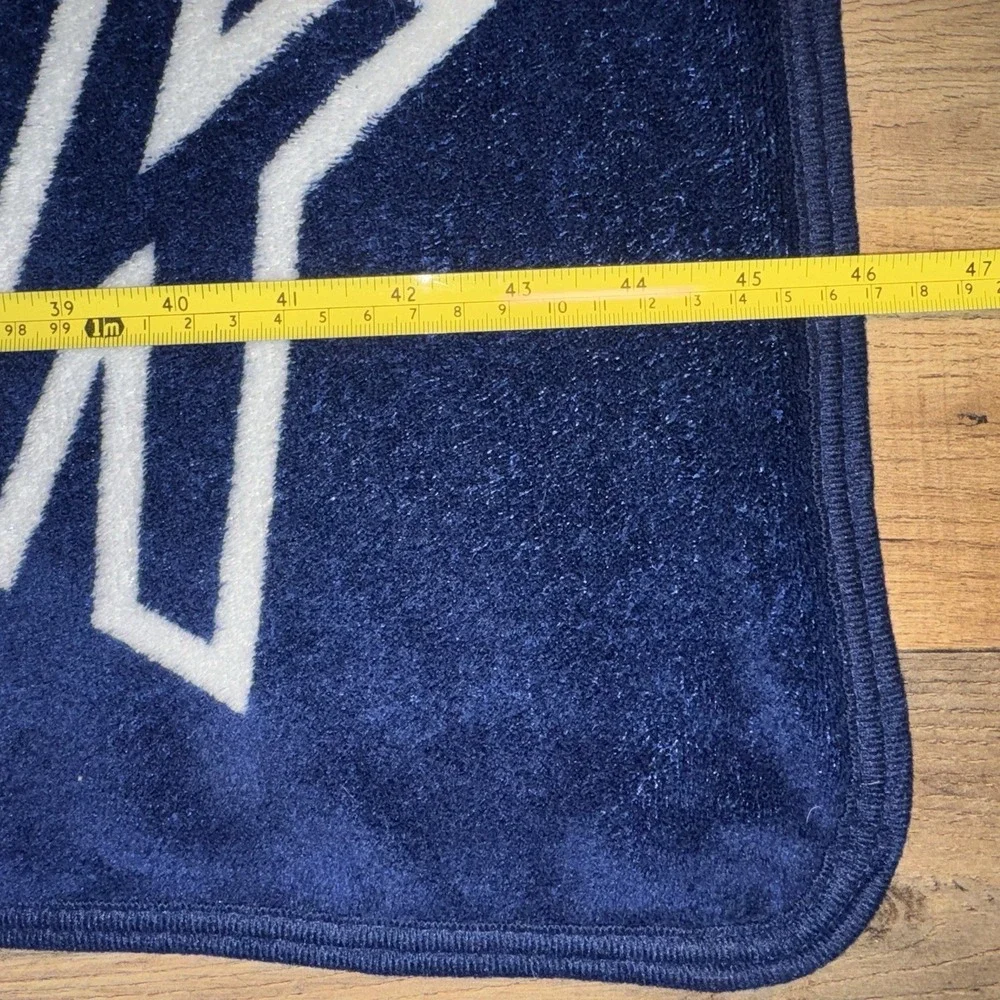 New York Yankees Micro Raschel Throw Blanket 59